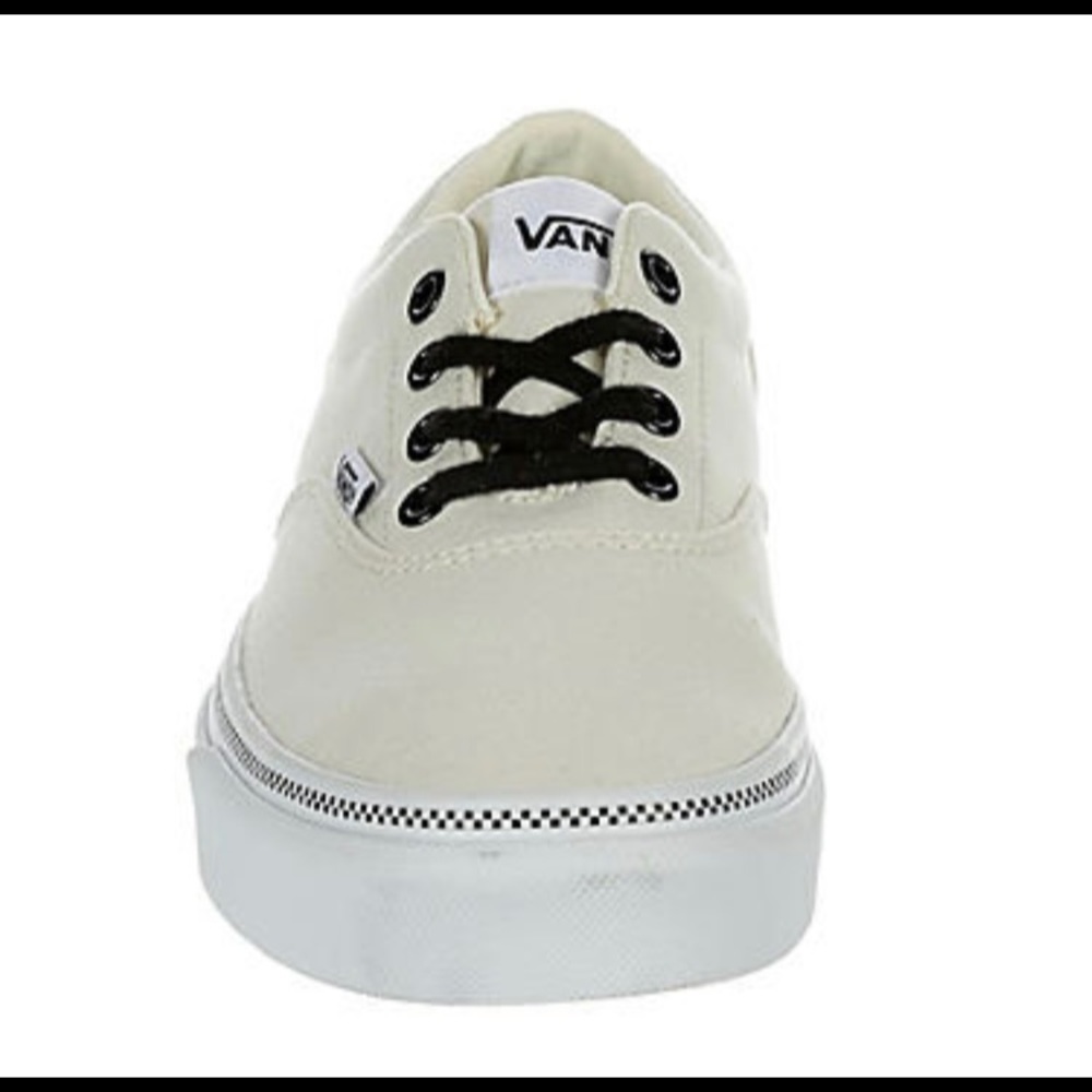 VANS WOMENS DOHENY SNEAKER - OFF WHITE
9.5
